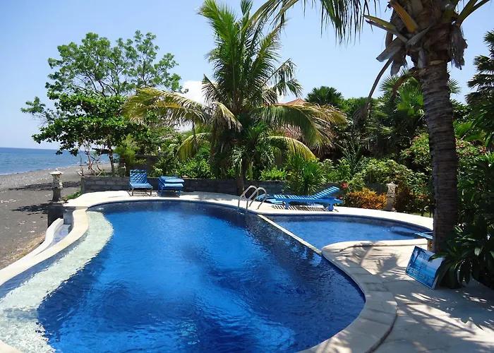 Three Brothers Bobby\'S Villas